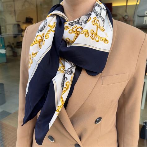 foulard quadrato lana gucci|foulard Gucci donna firmata.